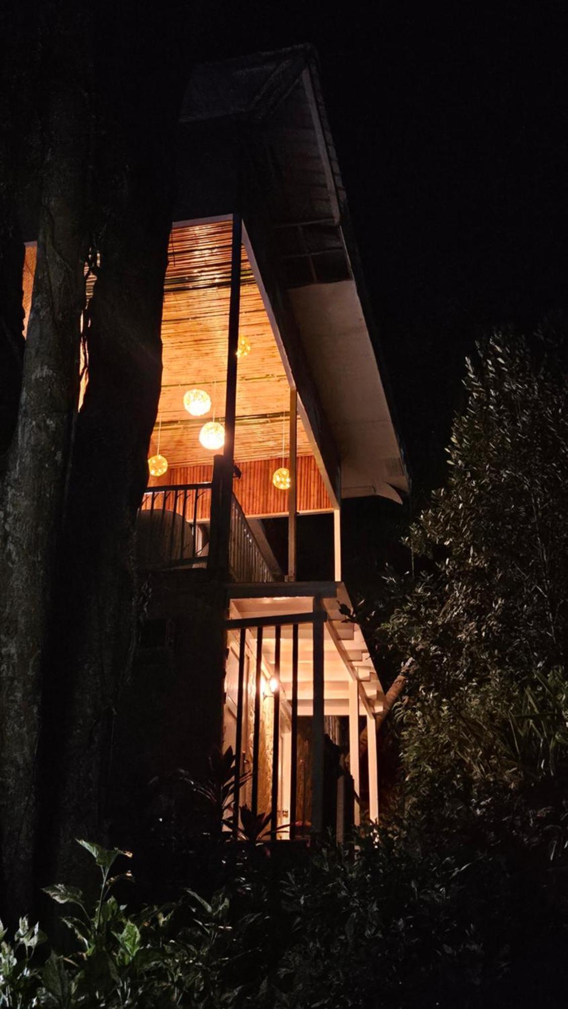 A Touch Of Pink Secret Eco Retreat With Pool, Starlink Wifi, Netflix, Mountain Views - Peaceful Stay In Puerto Princesa Near Underground River, Firefly Watching, And Waterfalls - Perfect Stop Between El Nido, Port Barton, And Puerto City - Scooter Re Exterior photo